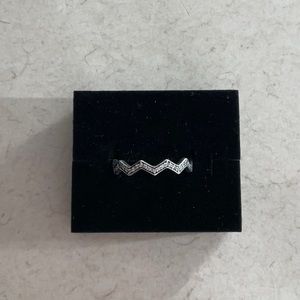 **Pandora Shimmering Zigzag Ring Sterling Silver**